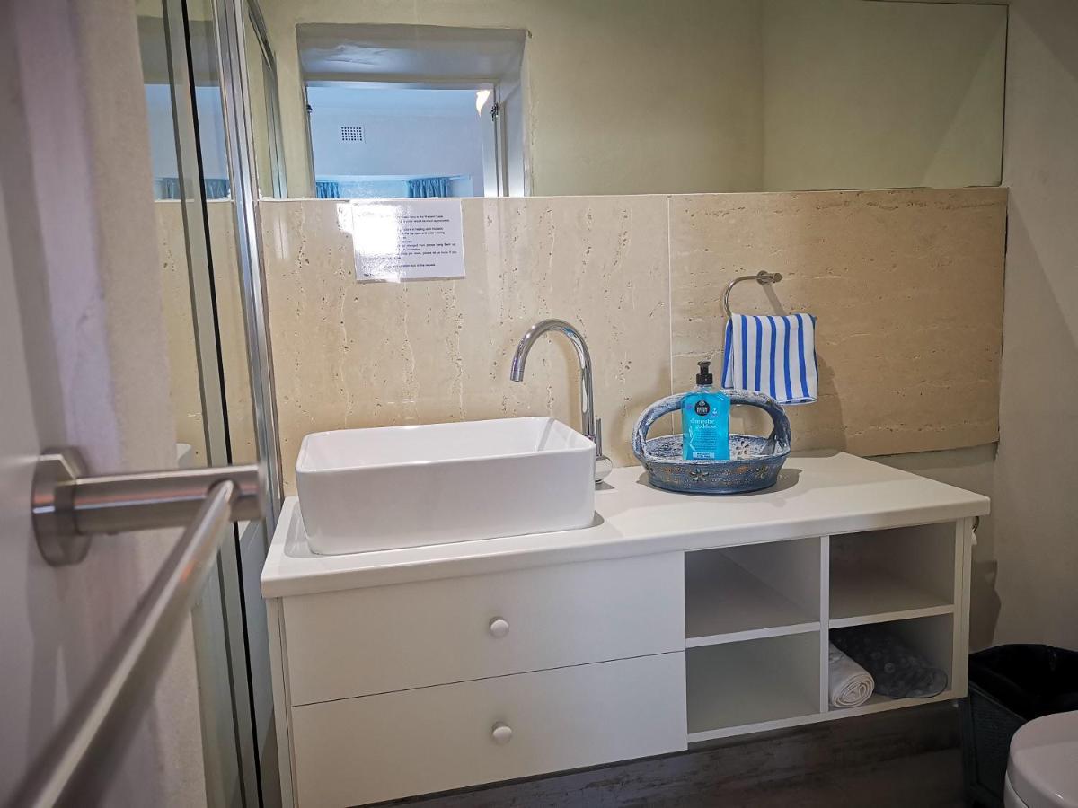 Rachawadee Accomodation​ & Health Spa Simonʼs Town Εξωτερικό φωτογραφία
